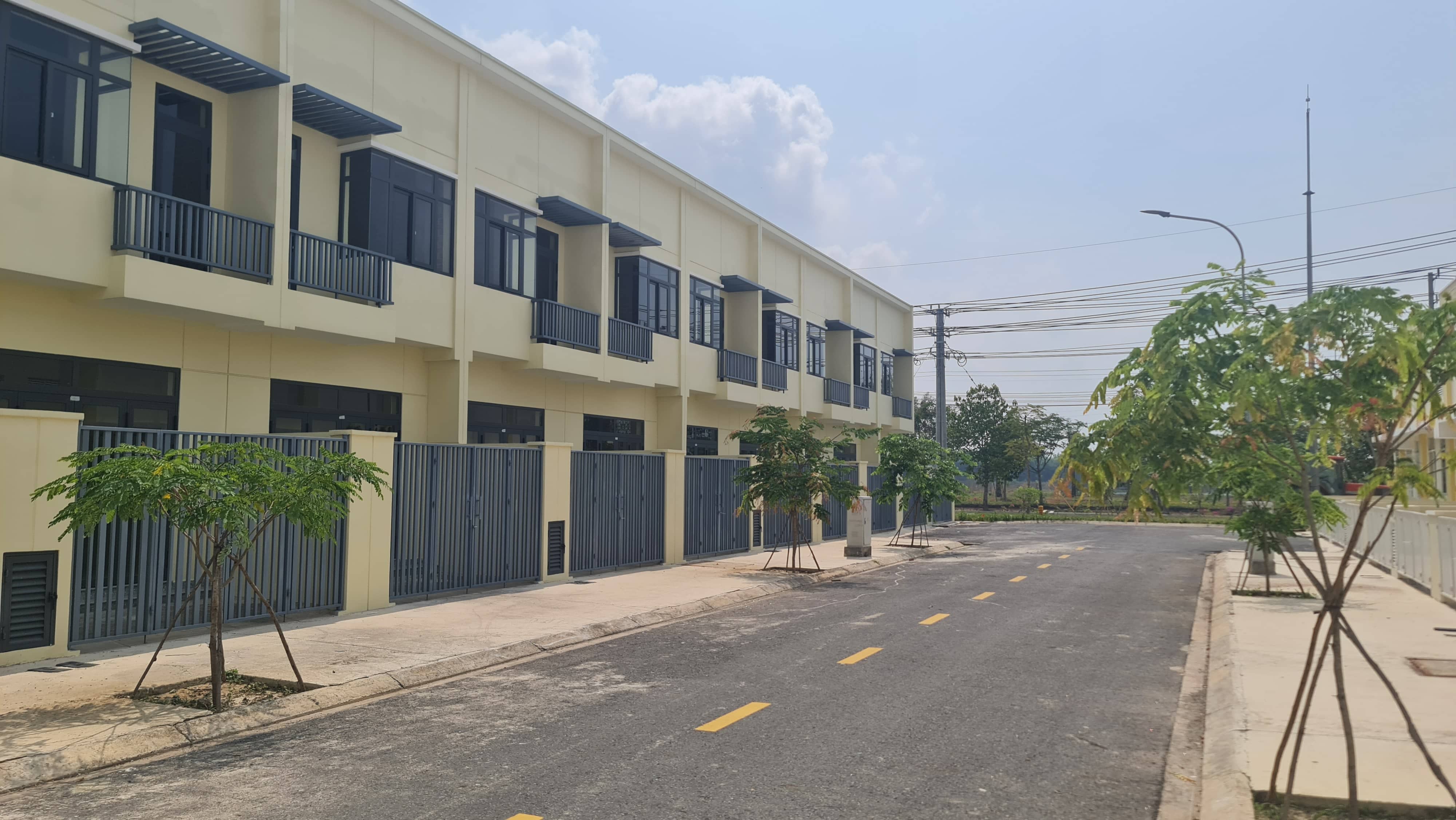 Bàn giao Full nội thất - Nhà riêng Hóc Môn - Hiện trạng mới