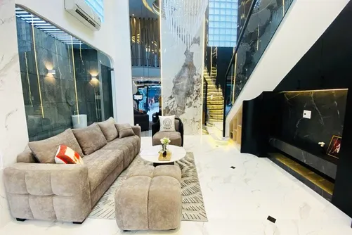 Nhà trống - Nhà phố Quận 8