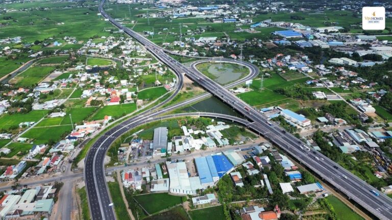 Vinhomes Hóc Môn: Cơ hội đầu tư hấp dẫn cho người Hà Nội?