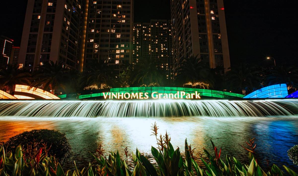 image-cap-nhat-tien-do-vinhomes-grand-park-quan-9-moi-nhat-00
